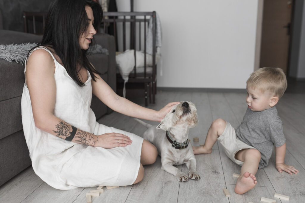 bebes que crecen con perros tienen menor riesgo de asma infantil